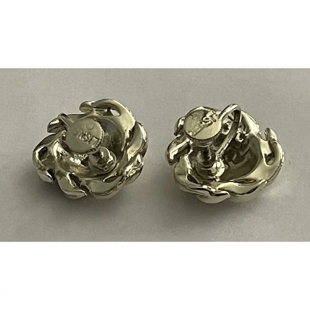 Vintage Lisner Round Flower Screwback Earrings Retro MCM Signed Jewelry - Picture 3 of 4